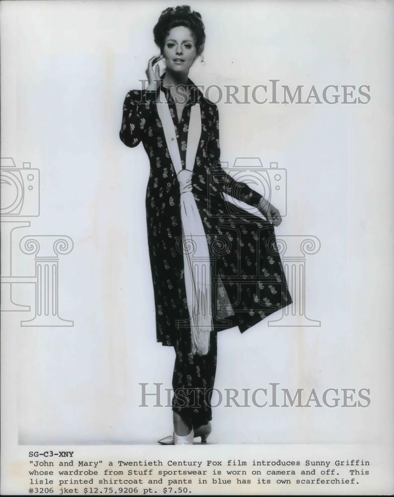 1970 Press Photo Sunny Griffin in John and Mary - cvp17512 - Historic Images