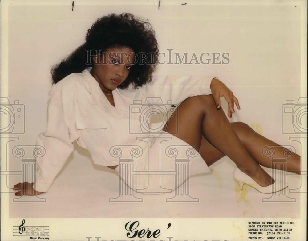 1989 Press Photo Daphne Gere Singer Songwriter Voice Actress - cvp14964 - Historic Images