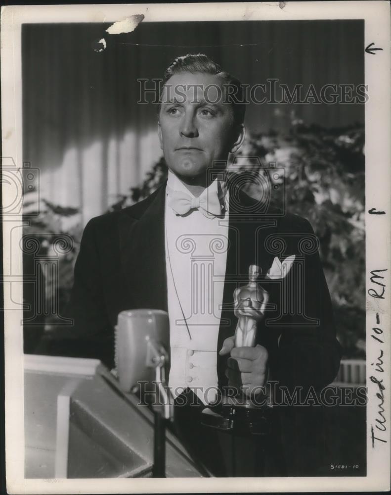 1953 Press Photo Kirk Douglas in The Bad and the Beautiful - cvp03880 - Historic Images