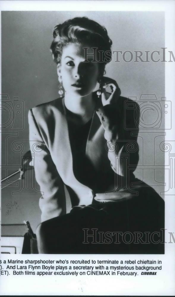 1994 Press Photo Lara Flynn Boyle stars in The Temp - cvp09536 - Historic Images