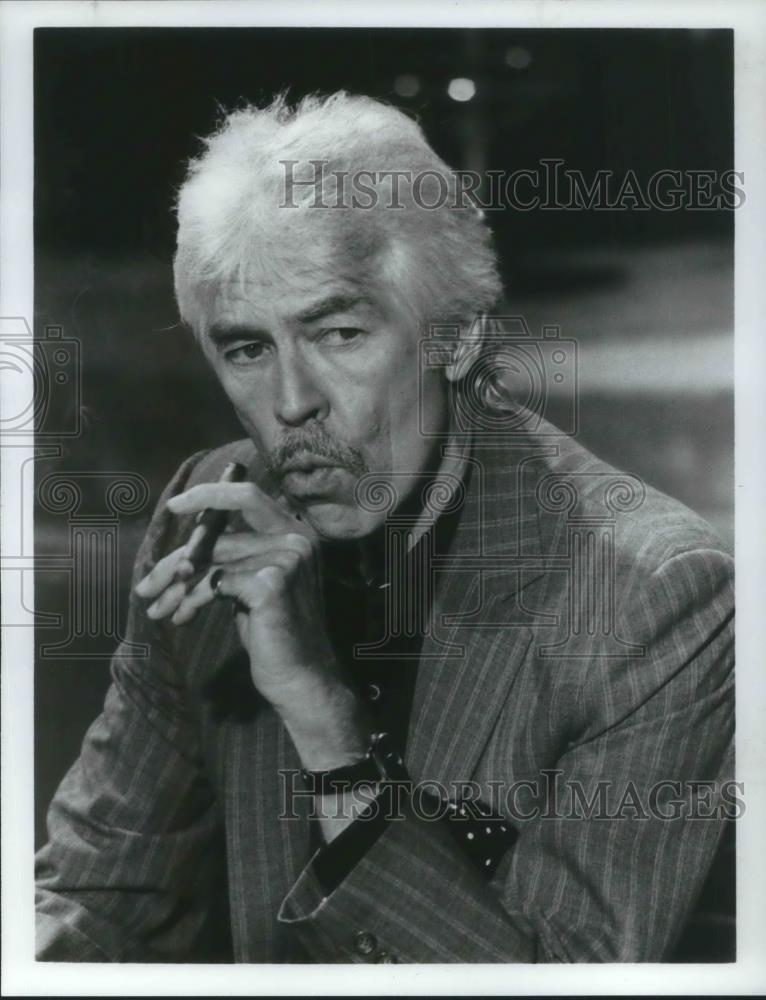 1983 Press Photo James Coburn on The 1/2 Hour Comedy Hour - cvp04286 - Historic Images