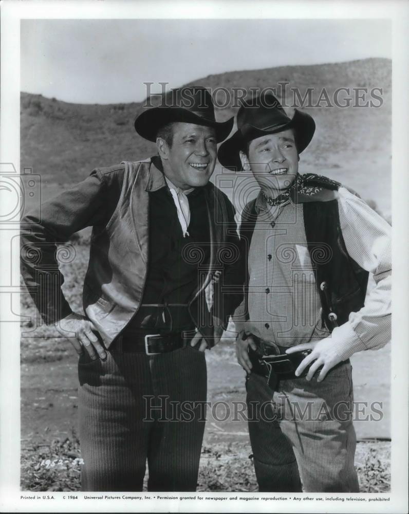 1969 Press Photo Dan Duryea and Peter Duryea in Taggart - Historic Images