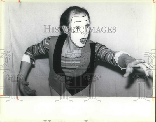 1980 Press Photo Chris Eddy Mime - cvp06622 - Historic Images