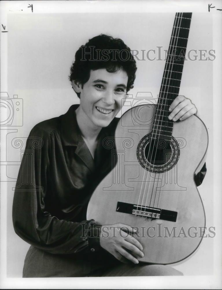 1982 Press Photo D.J. Adler, singer, songwriter, and guitarist - cvp15464 - Historic Images