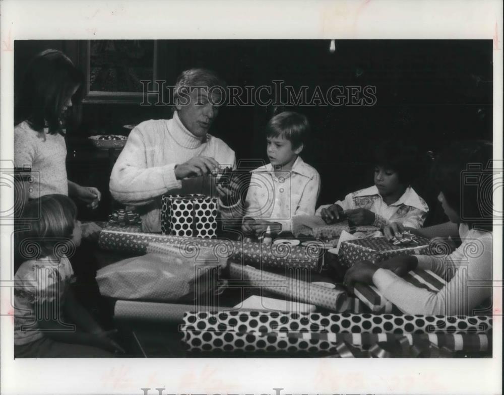 Press Photo Dick Van Dyke Actor Comedian - cvp10162 - Historic Images