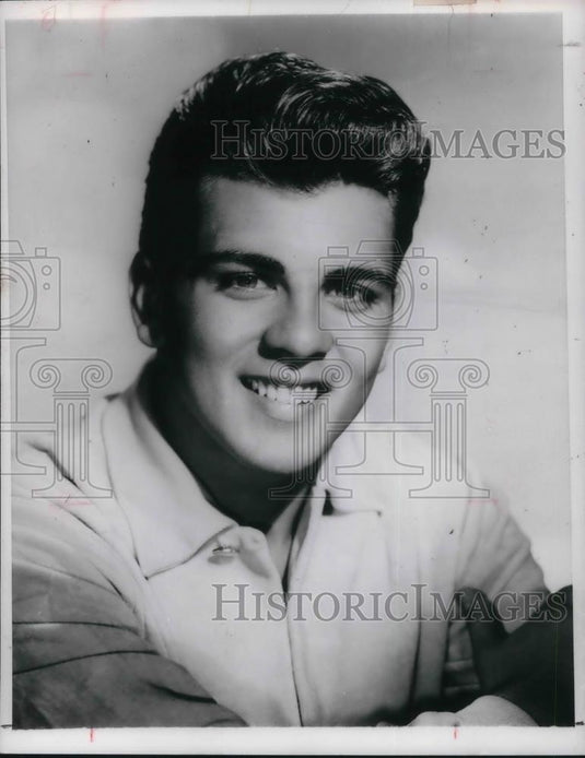 1977 Press Photo Singer Fabian Forte - cvp15430 - Historic Images