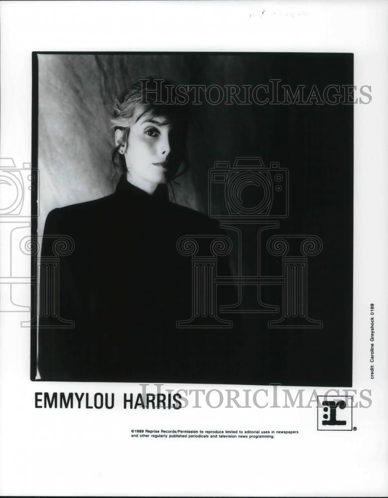 1989 Press Photo Emmylou Harris American singer and songwriter - cvp16149 - Historic Images