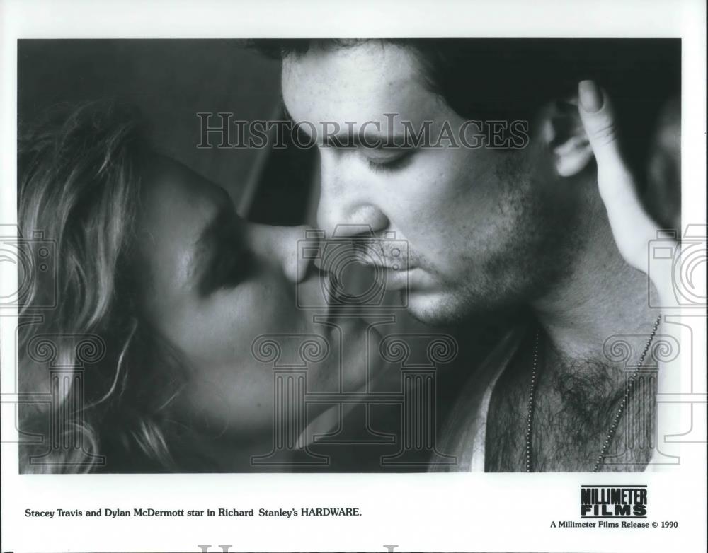 1990 Press Photo Stacey Travis &amp; Dylan McDermott in Hardware - cvp08969 - Historic Images