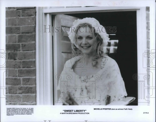 1986 Press Photo Michelle Pfeiffer stars as Faith Healy in Sweet Liberty - Historic Images