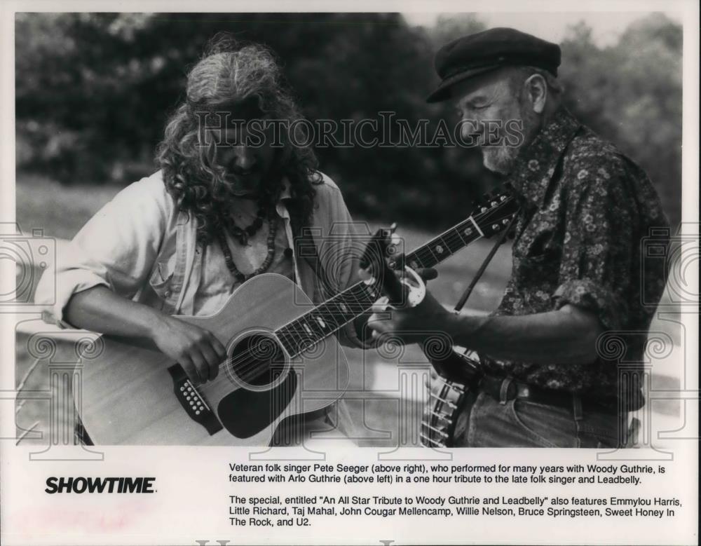 1989 Press Photo Pete Seeger featured with Arlo Guthrie tribute Woody Guthrie - Historic Images