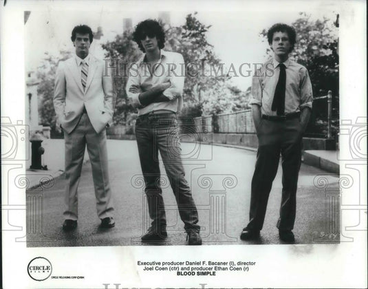 1985 Press Photo Daniel F. Bacaner Joel Coen Director Ethan Coen Blood Simple - Historic Images