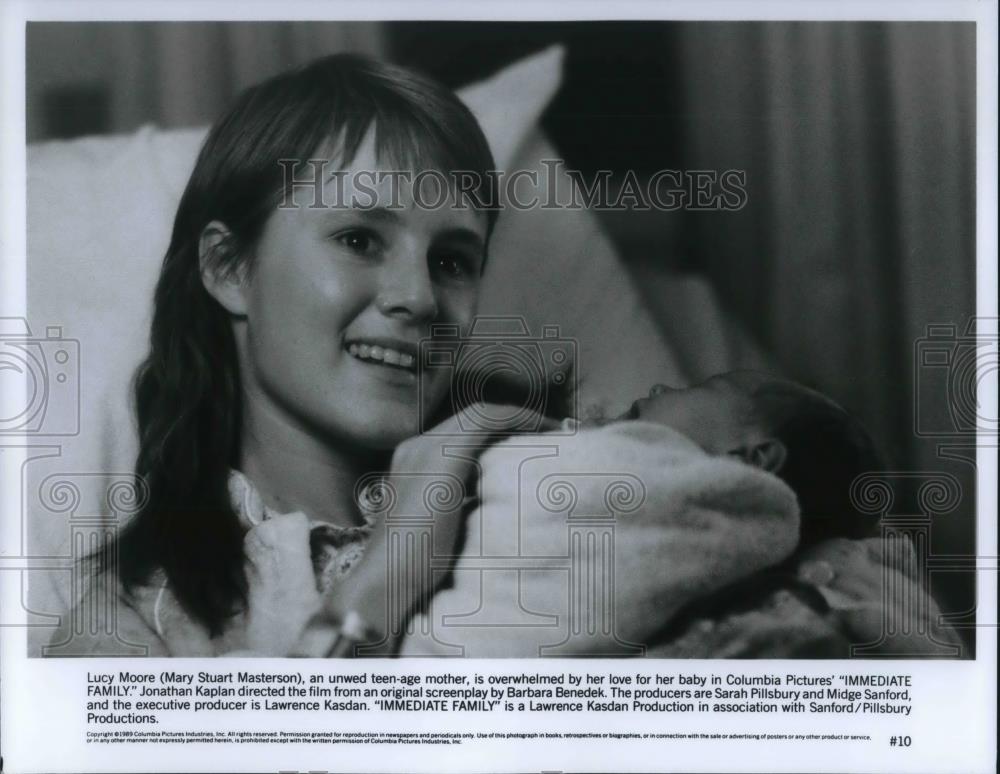 1989 Press Photo Mary Stuart Masterson The Immediate Family - cvp19148 - Historic Images