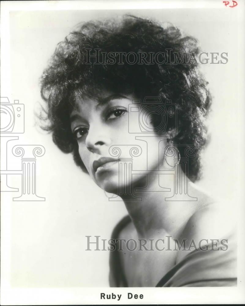 1980 Press Photo Ruby Dee Actress Poet Playwright Screenwriter Activist - Historic Images