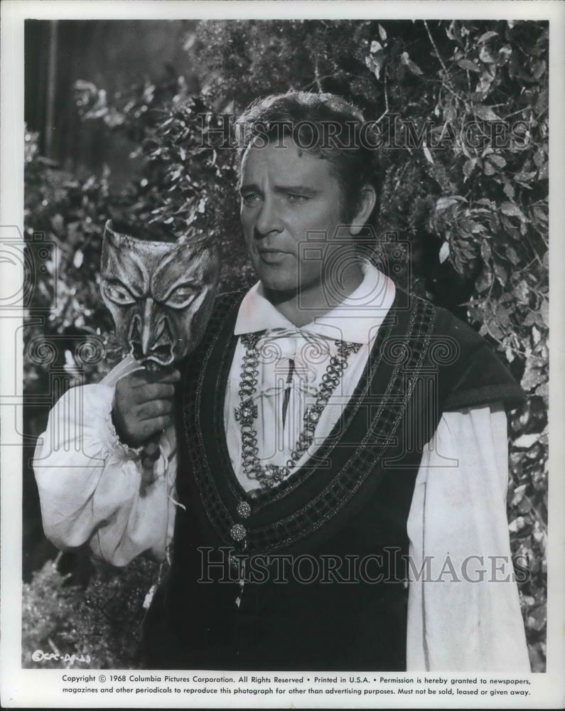 1969 Press Photo Richard Burton in Dr Fanstes - cvp07037 - Historic Images