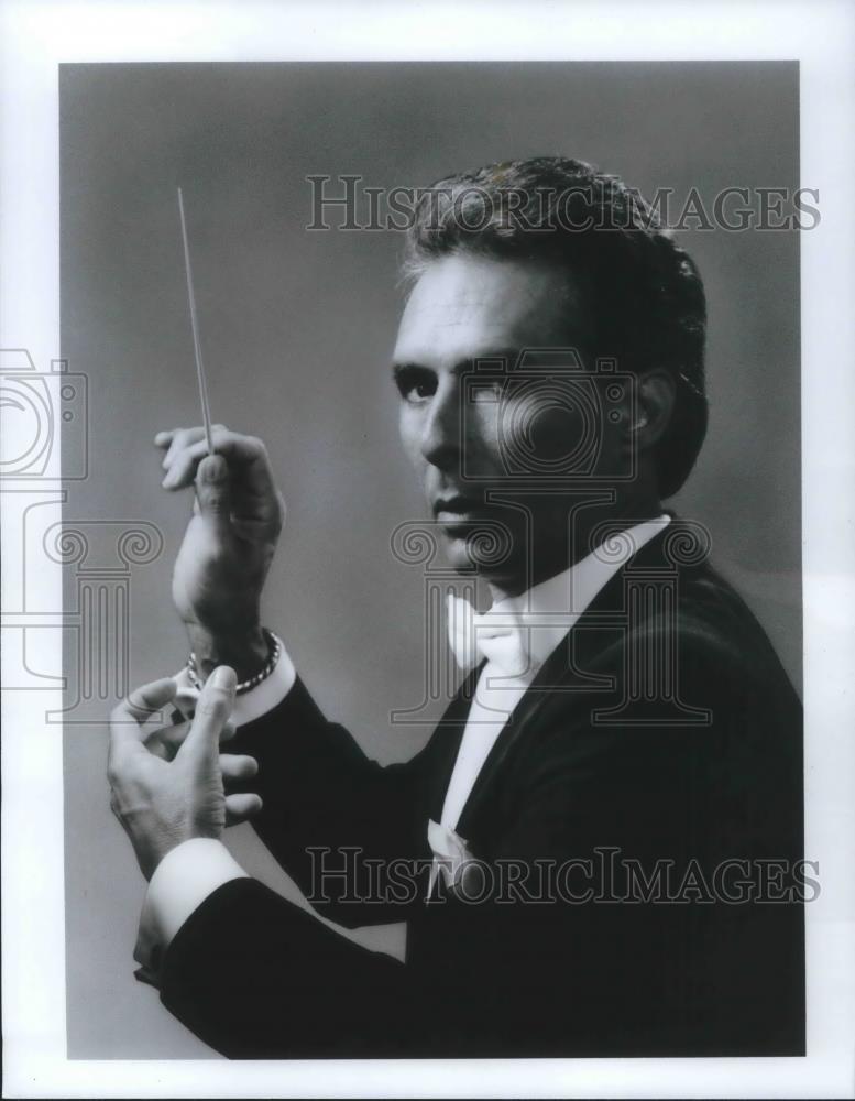 1988 Press Photo Bill Conti Composer Conductor - cvp02289 - Historic Images