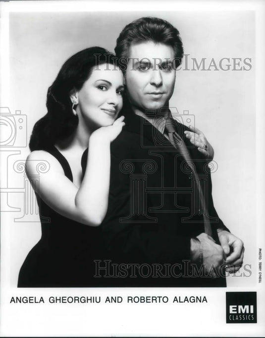 1998 Press Photo Angela Gheorghiu and Roberto Alagna Opera Singers - cvp12174 - Historic Images
