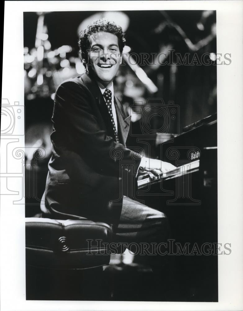 1990 Press Photo Michael Feinstein Singer Pianist - cvp01141 - Historic Images