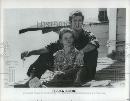 1988 Press Photo Mel Gibson and Lala Sloatman in Tequila Sunrise - cvp10054 - Historic Images