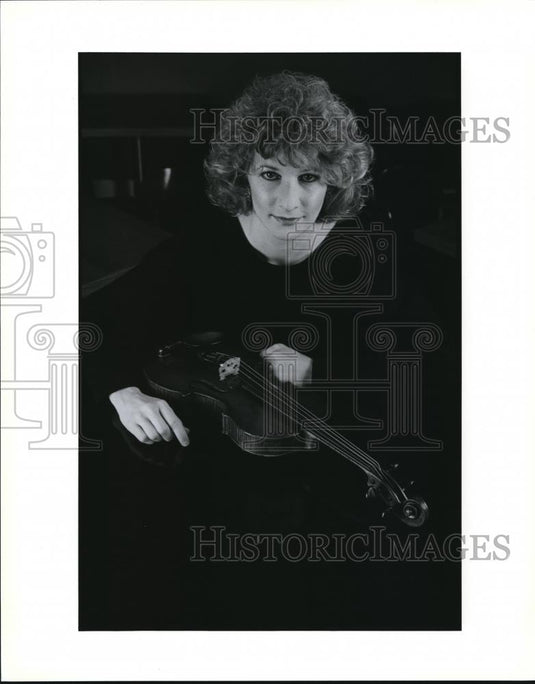 1991 Press Photo Leslie Braidech Violinist - cvp00286 - Historic Images