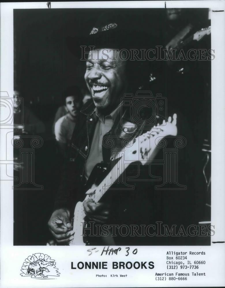 1987 Press Photo Lonnie Brooks Chicago Blues Singer Guitarist - cvp05446 - Historic Images