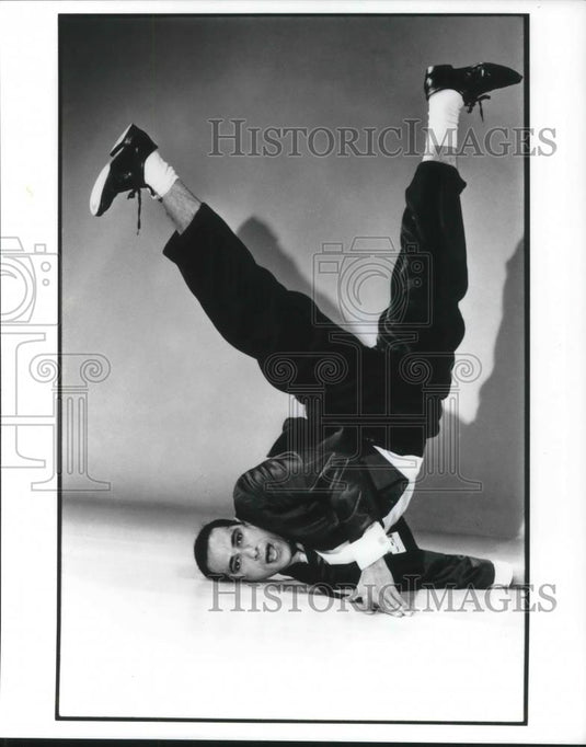 Press Photo David Dorfman Modern Dance Choreographer in Dayenu - cvp03857 - Historic Images