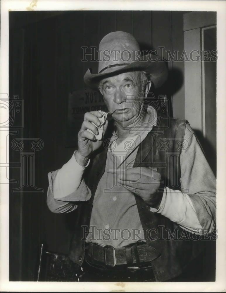 1957 Press Photo Walter Brennan on Dick Powell&#39;s Zane Grey Theater - cvp09683 - Historic Images