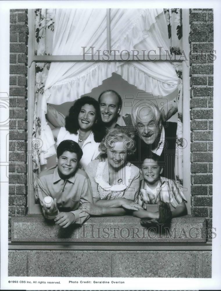 1993 Press Photo Marion Ross Danny Gerard Amy Aquino Peter Friedman Louis Zorich - Historic Images