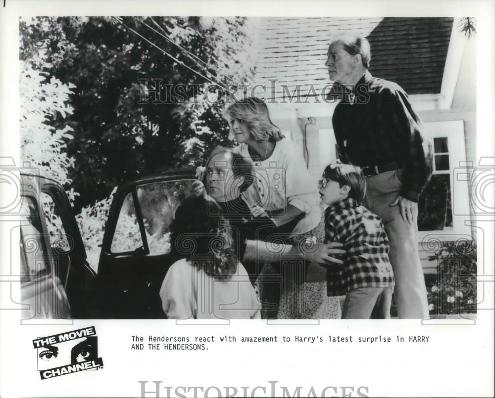 1988 Press Photo Harry and The Hendersons - cvp08958 - Historic Images