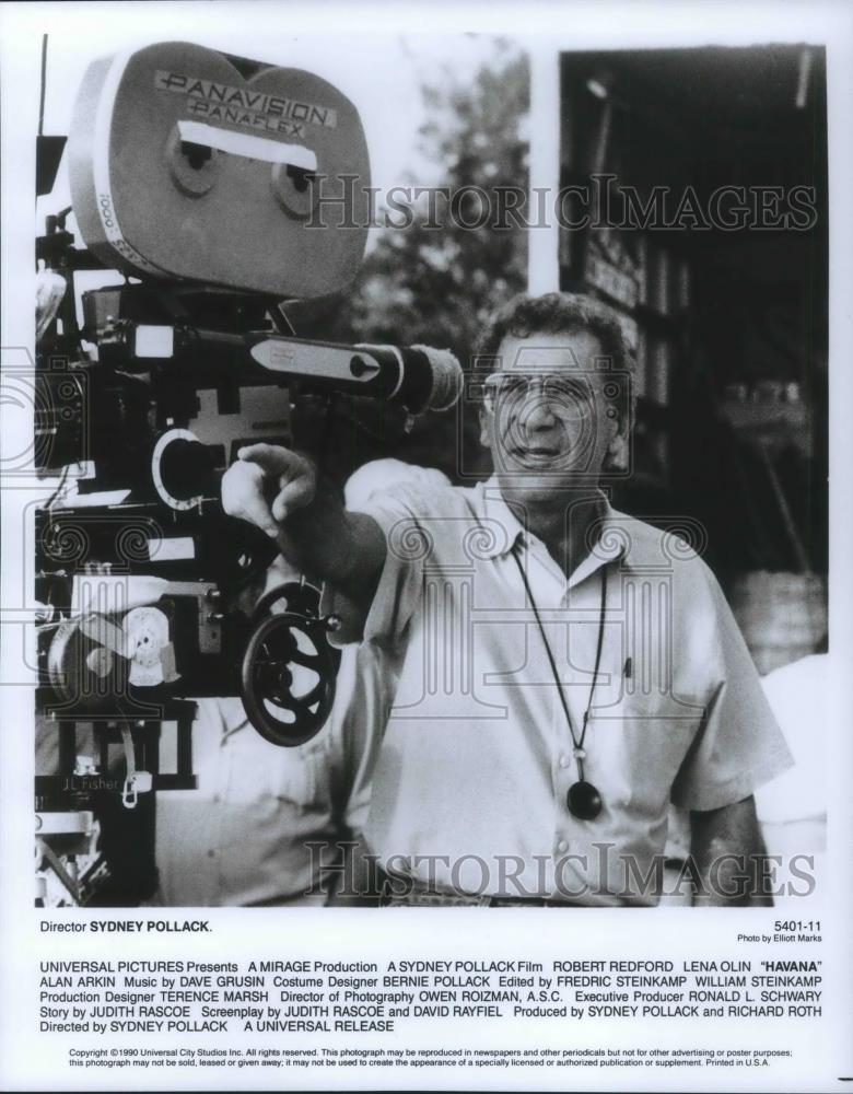 1990 Press Photo Sydney Pollack Director of Havana - cvp10640 - Historic Images