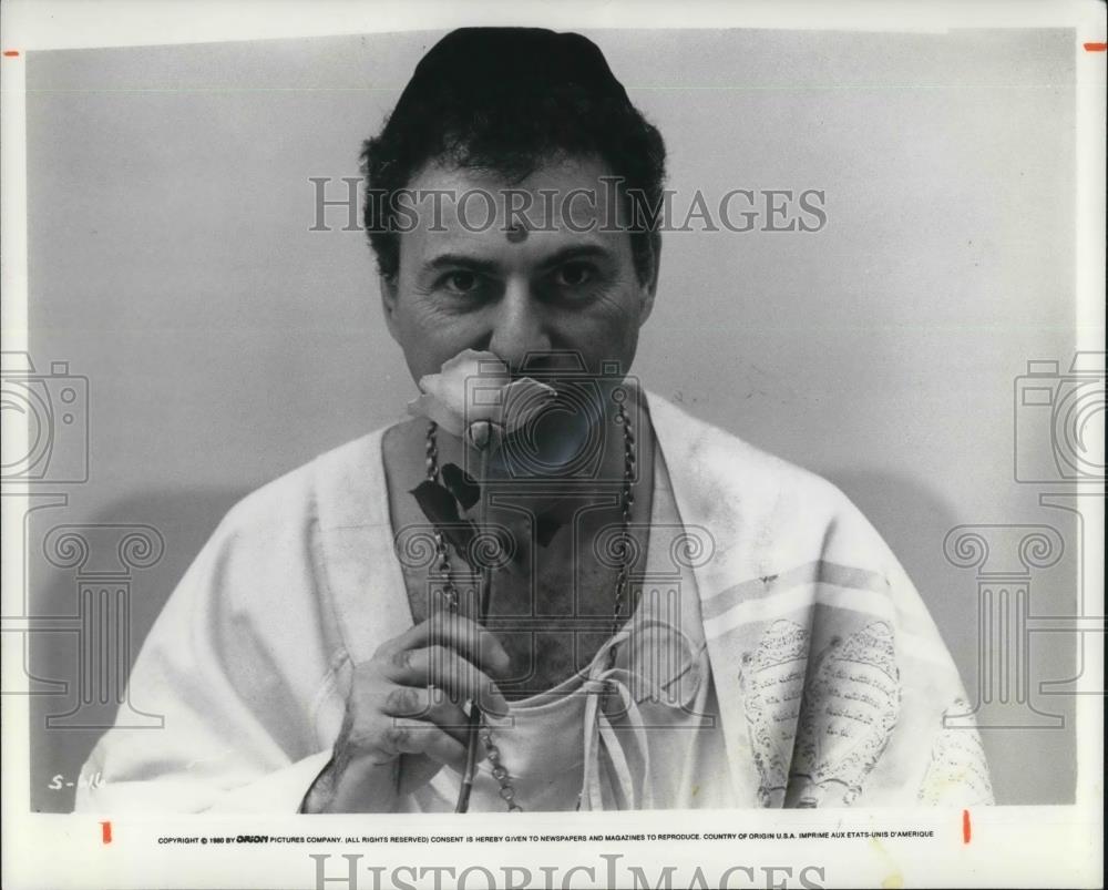 1980 Press Photo Alan Arkin in Simon - cvp15027 - Historic Images