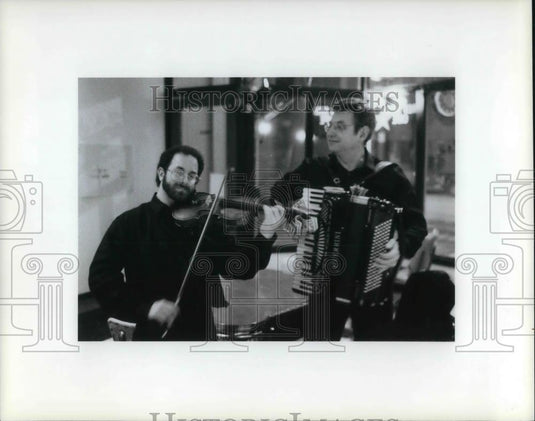 1996 Press Photo Violinist Steven Greenman and Walt Mahovlick - cvp17953 - Historic Images