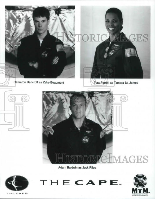 Press Photo Cameron Bancroft Tyra Ferrell and Adam Baldwin in The Cape - Historic Images