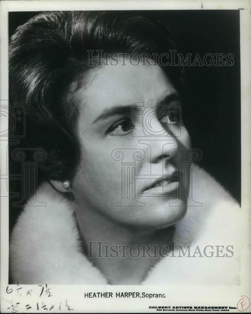 1975 Press Photo Heater Harper Operatic Soprano Opera Singer - cvp16931 - Historic Images