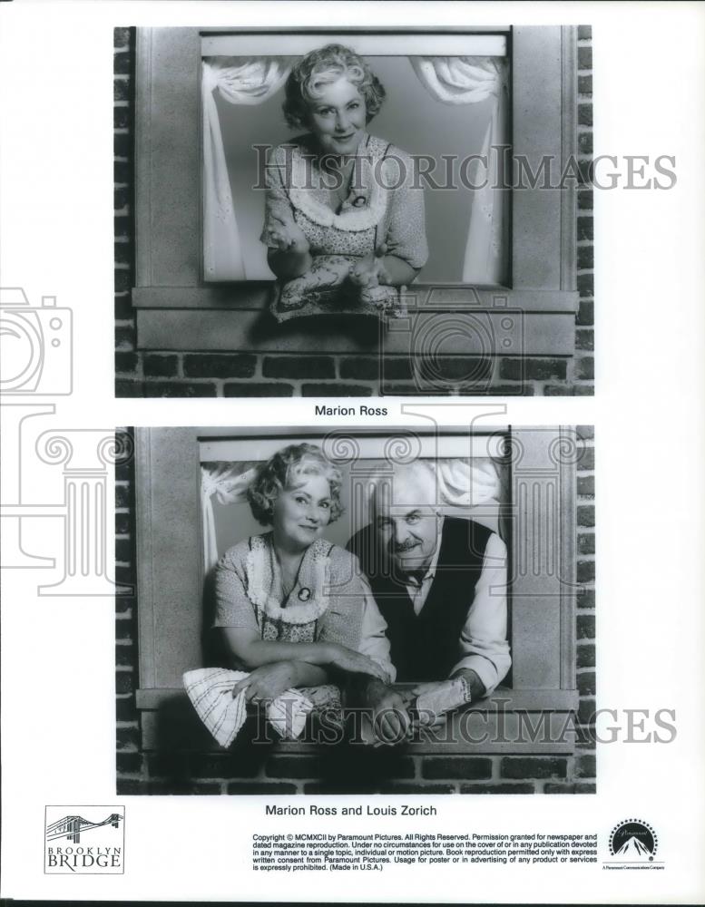 1992 Press Photo Mairon Ross and Louis Zorich on Brooklyn Bridge TV Show - Historic Images