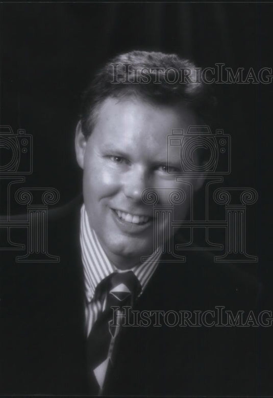 Press Photo Charles Fee Producing Artistic Director Great Lakes Theater Festiva - Historic Images