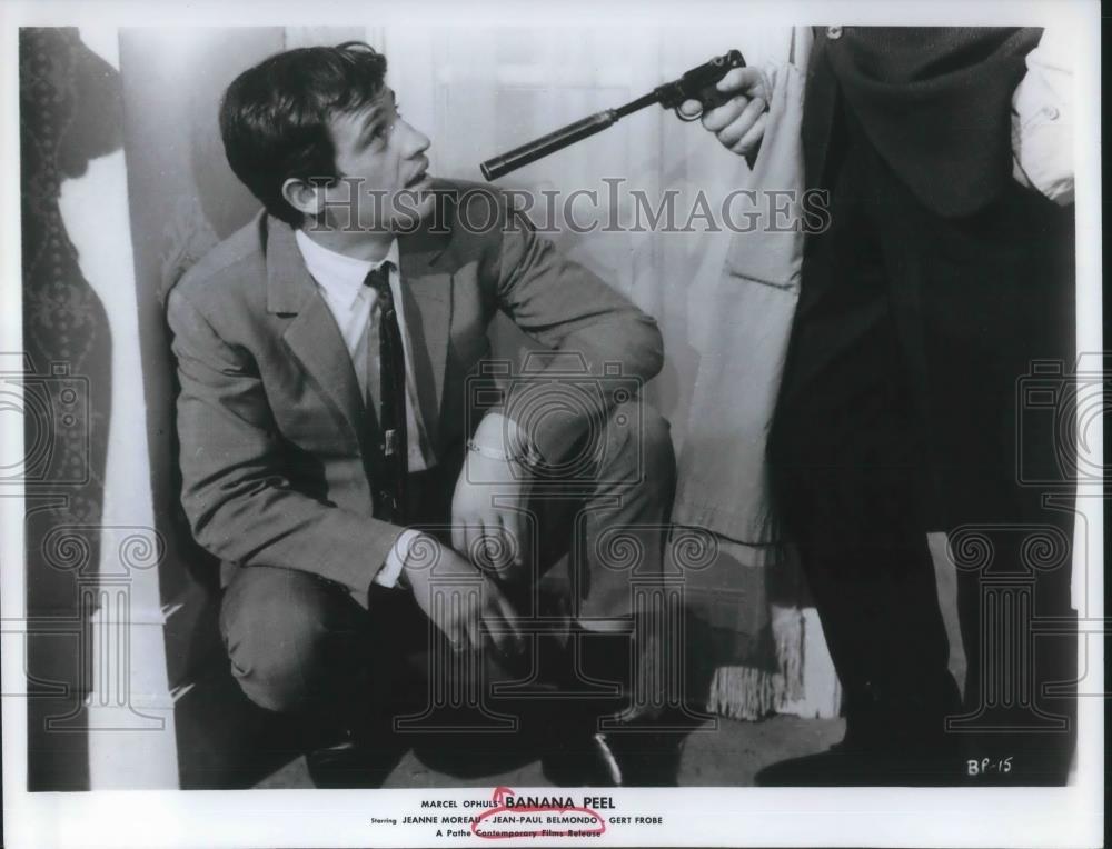 1965 Press Photo Jean-Paul Belmondo in Banana Peel - cvp06751 - Historic Images