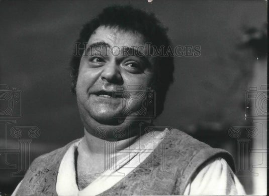 1979 Press Photo James Coco in Man of La Mancha - cvp04921 - Historic Images
