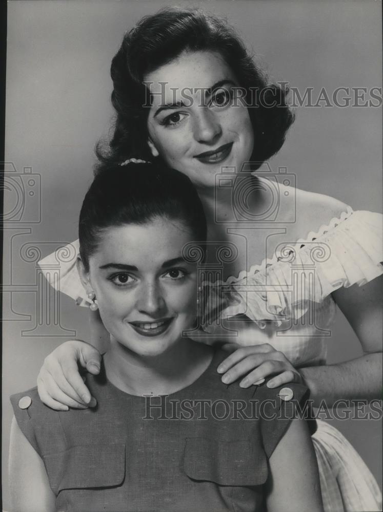 1955 Press Photo Anna Maria Alberghetti Italian Opera Singer Actress - cvp02569 - Historic Images