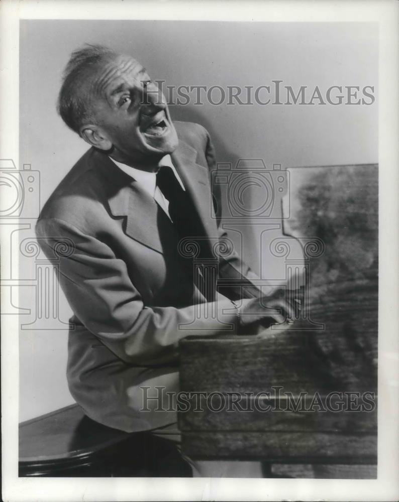 1948 Press Photo Jimmy Durante Comedian Singer Musician Entertainer Actor - Historic Images