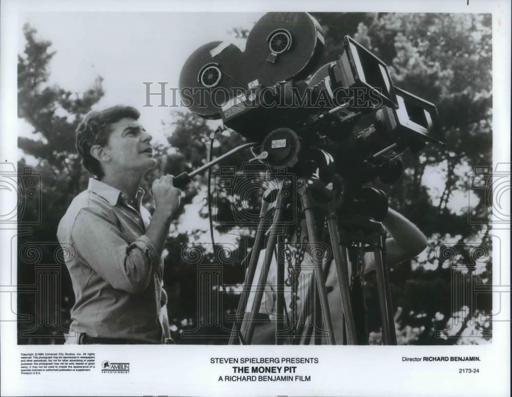 1986 Press Photo Richard Benjamin Director of The Money Pit - cvp02864 - Historic Images