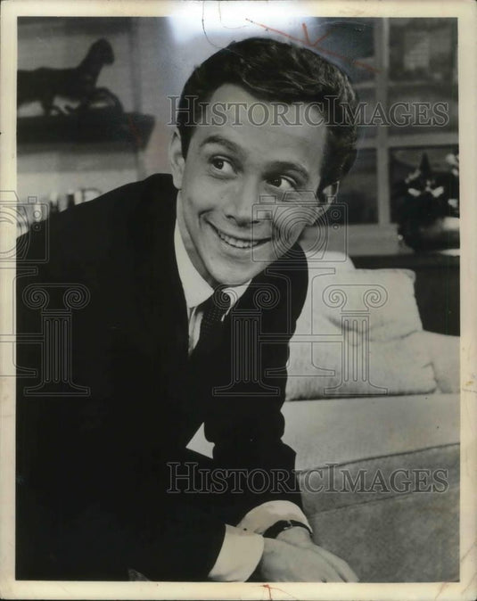1967 Press Photo Joel Grey - cvp18049 - Historic Images