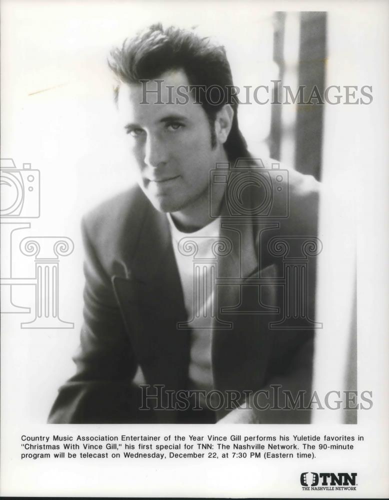 1994 Press Photo Vince Gill Country Singer on Christmas with Vince Gill Special - Historic Images