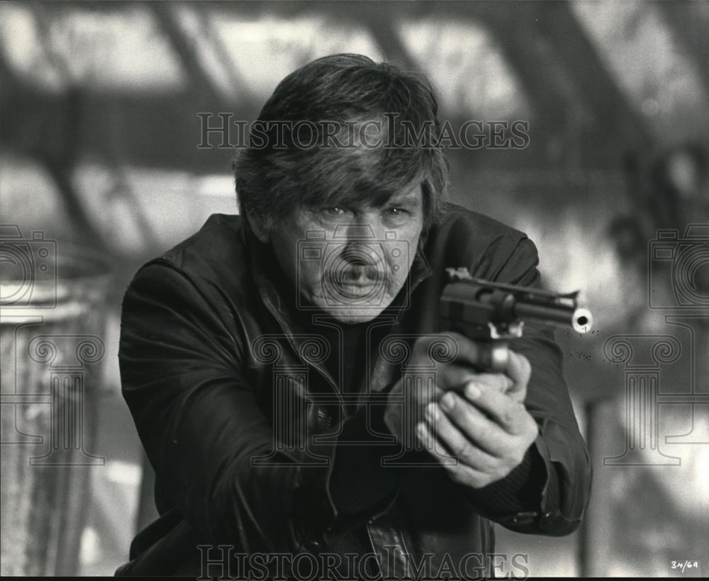1985 Press Photo Charles Bronson in Death Wish 3 - cvp00727 - Historic Images