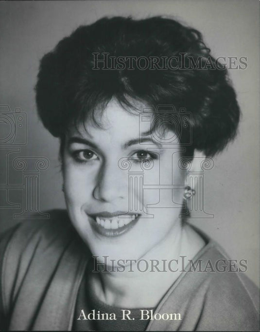 1998 Press Photo Adina R. Bloom Actress Singer Great Lakes Theater Cleveland - Historic Images