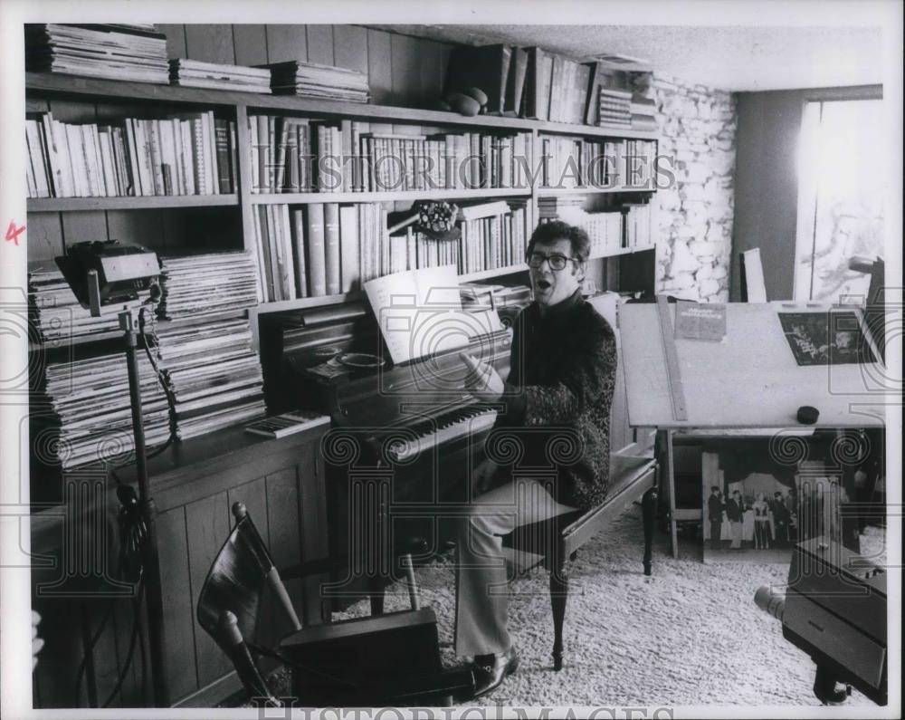 1969 Press Photo Eddie Fisher Musician - cvp15791 - Historic Images
