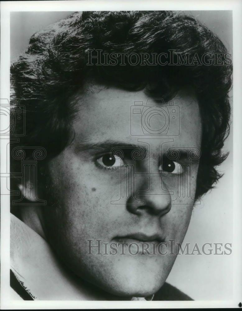 1987 Press Photo Vernon Hartman Operatic Baritone Metropolitan Opera Singer - Historic Images