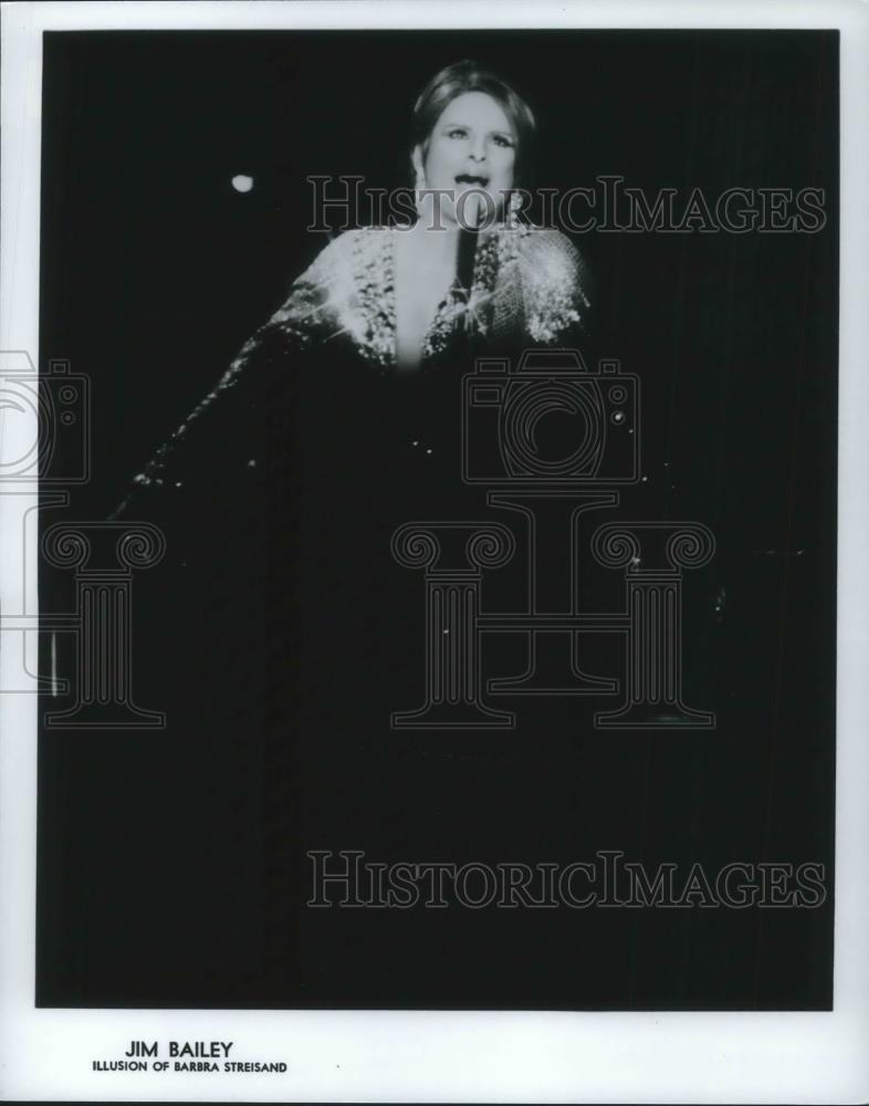 1981 Press Photo Jim Bailey Entertainer and Impersonator as Barbra Streisand - Historic Images