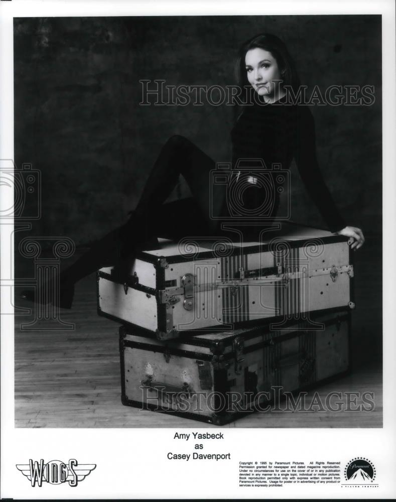 1995 Press Photo Amy Yasbeck as Casey Davenport in Wings - cvp19732 - Historic Images