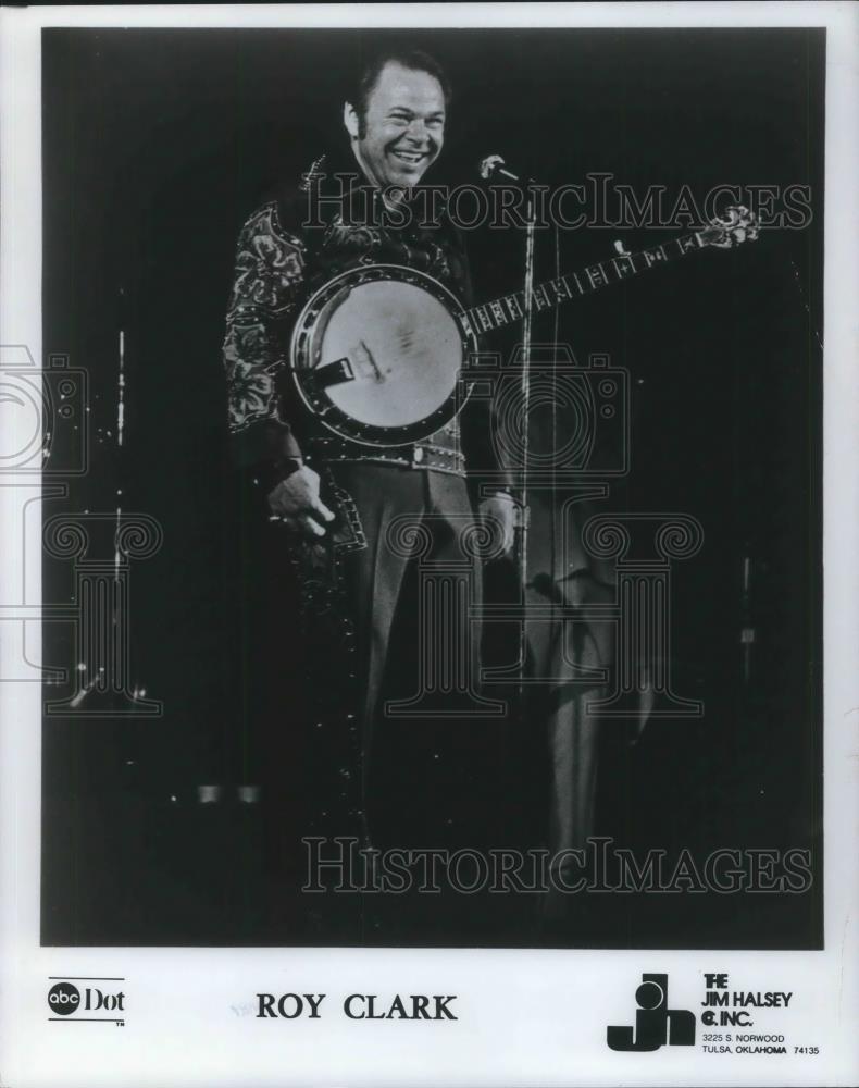 1983 Press Photo Roy Clark - cvp05636 - Historic Images