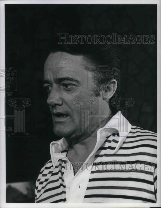 1972 Press Photo Robert Vaughn stars in The Woman Hunter - cvp12022 - Historic Images